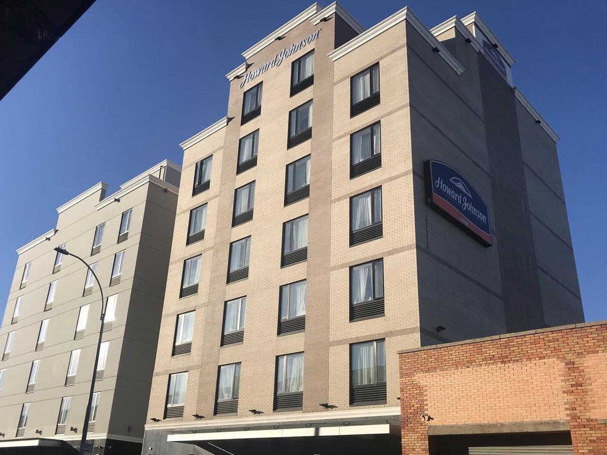 Howard Johnson By Wyndham Jamaica Ny Near Airtrain Jfk Ню Йорк Екстериор снимка