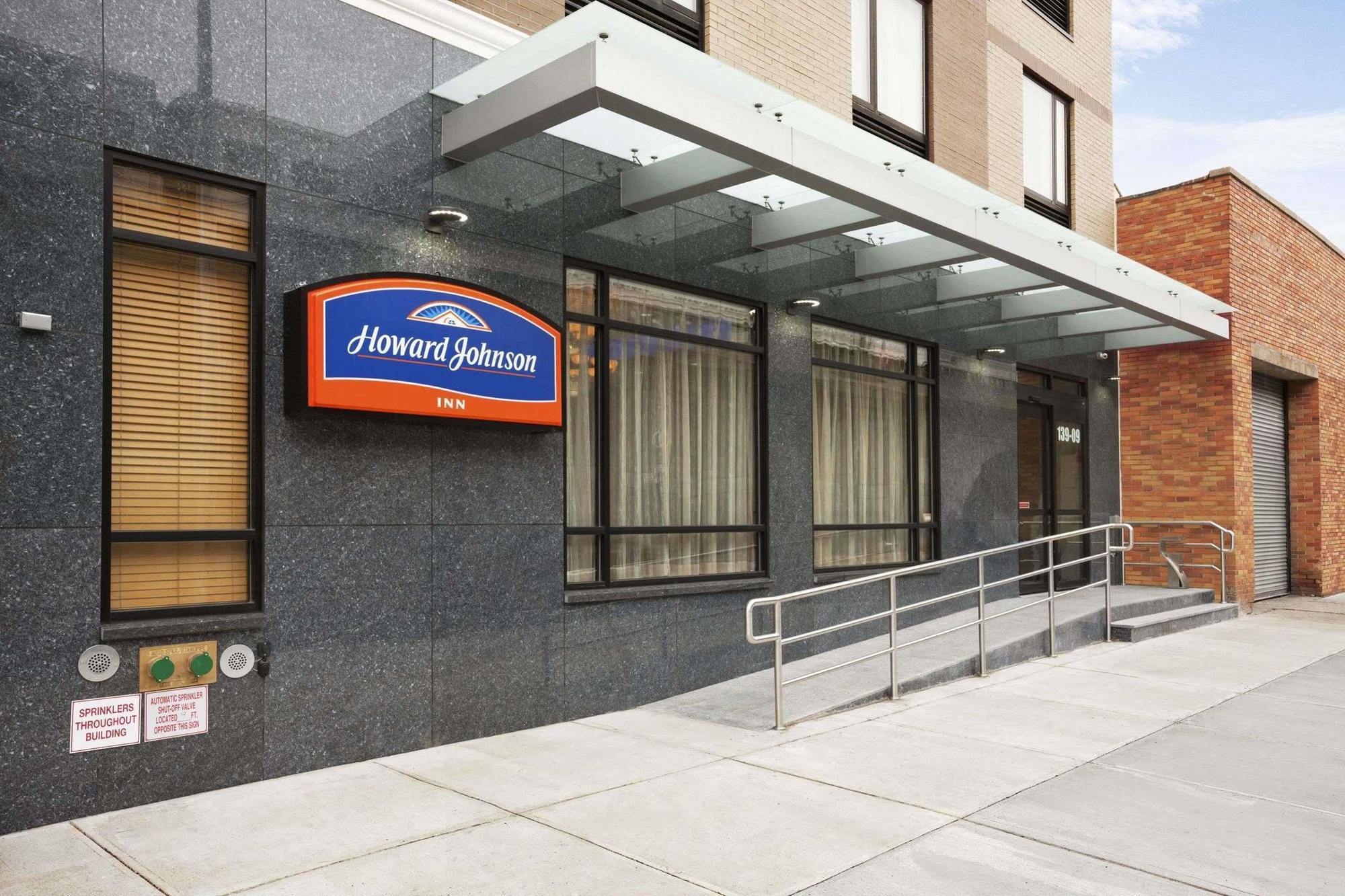 Howard Johnson By Wyndham Jamaica Ny Near Airtrain Jfk Ню Йорк Екстериор снимка