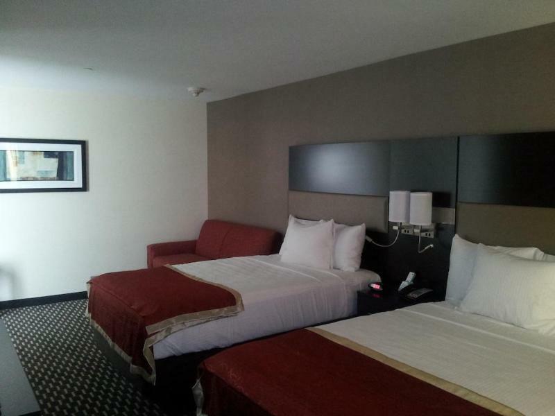 Howard Johnson By Wyndham Jamaica Ny Near Airtrain Jfk Ню Йорк Екстериор снимка